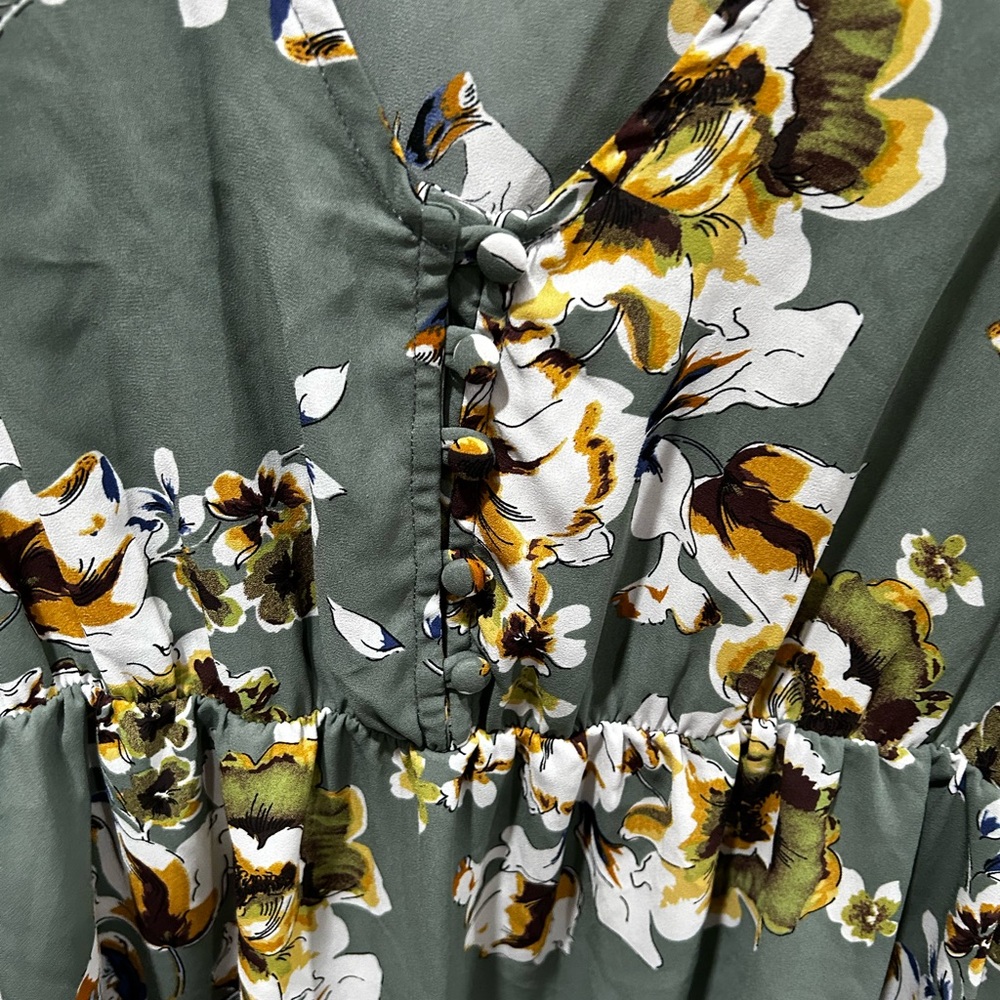 🌙Torrid Green /blue Floral Blouse size 1 GUC… - Picture 7 of 8